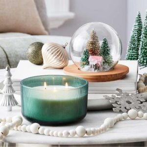 26 oz Candle with Snow Globe Balsam and Cedar wood